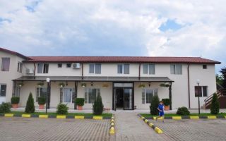 Complex turistic de vanzare – afacere functionala in zona de Sud - Poză 6