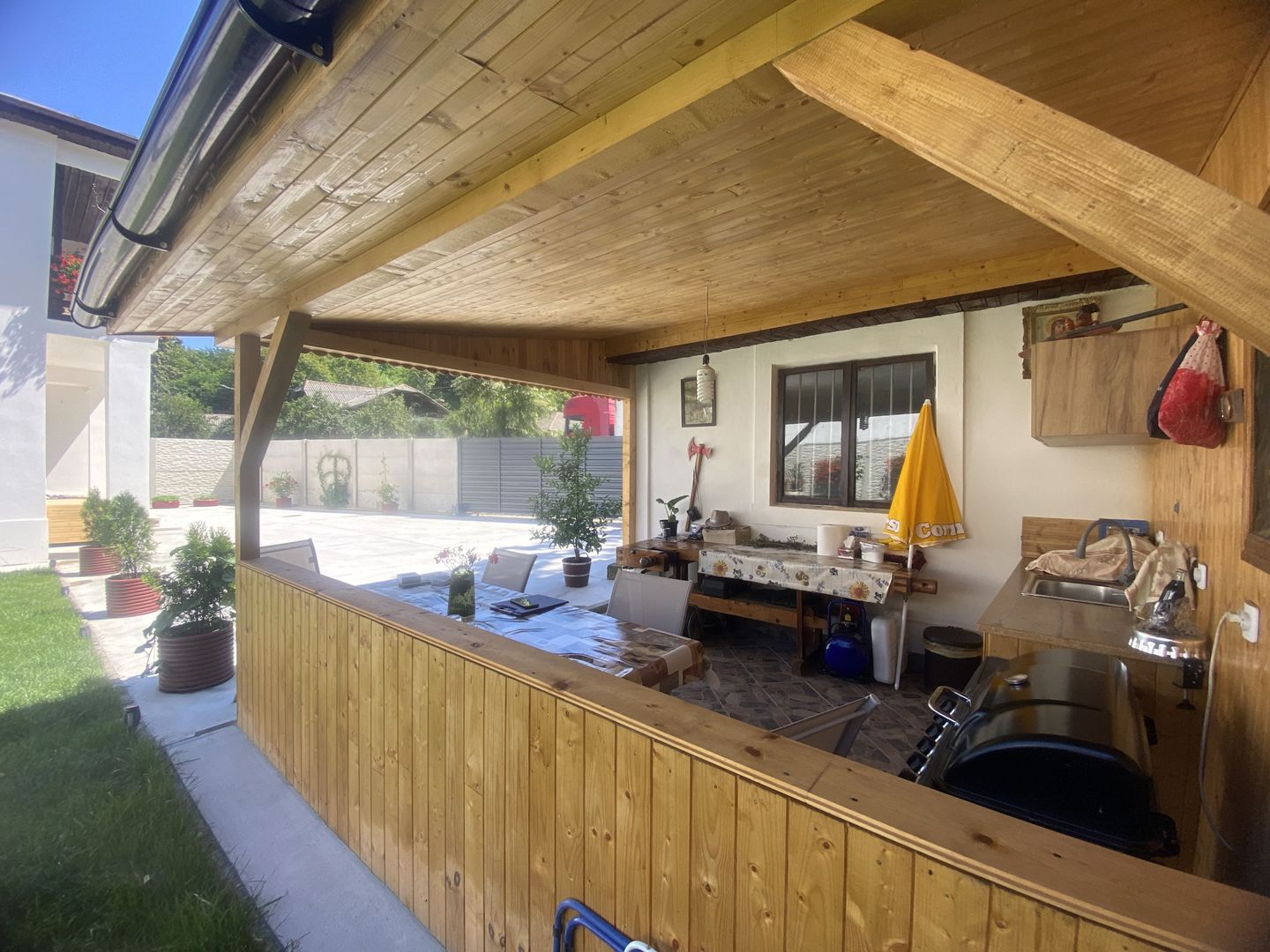 Gata de locuit! Vanzare casa cu 5 camere in Priboiu, com.Branesti - Poză 9