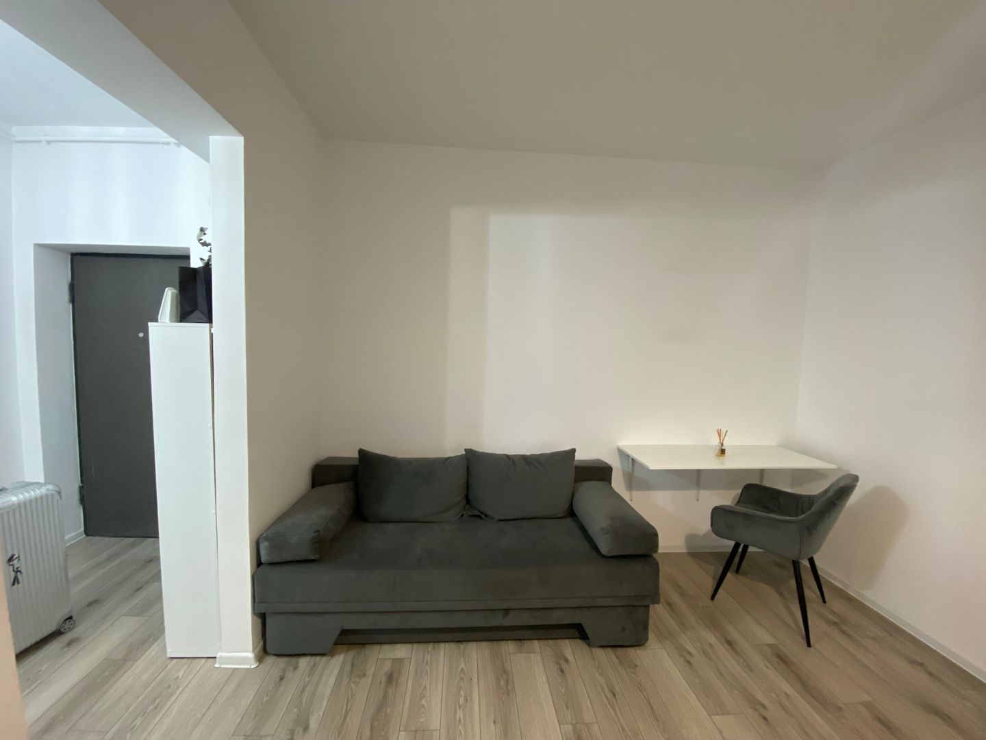 Garsonieră LUX POLITEHNICA MOBILATĂ ȘI UTILATĂ-BALCON-LOC DE PARCARE - Poză 5