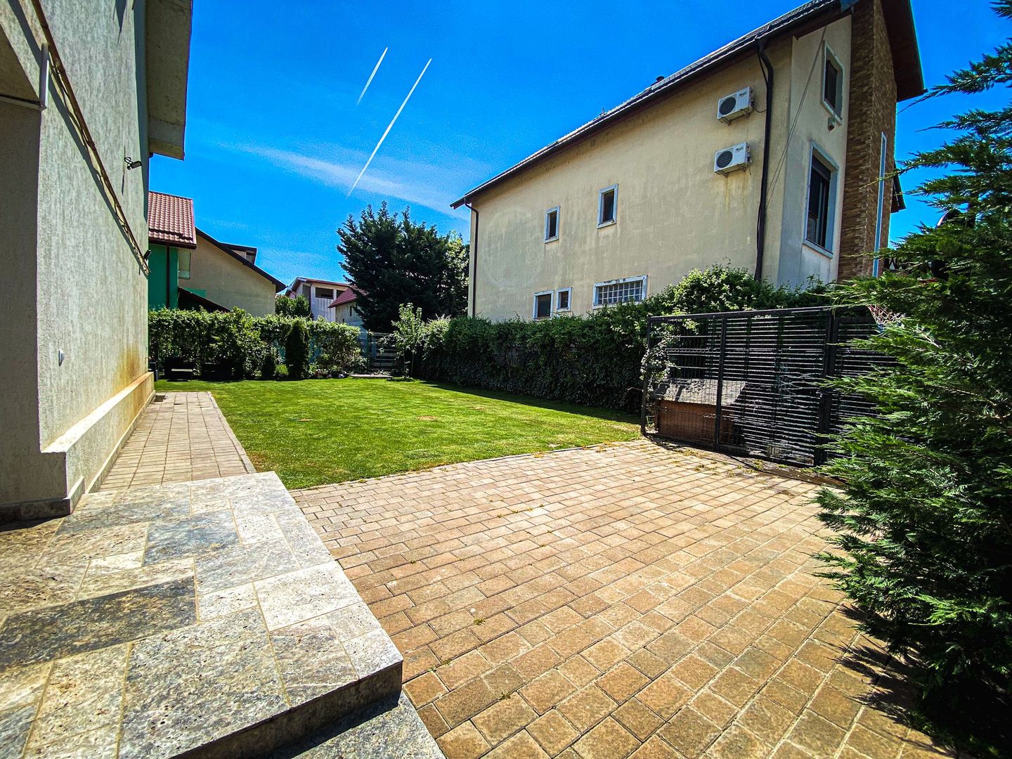 Refugiu Modern în Natură – Vilă Premium cu Design Contemporan - Poză 7