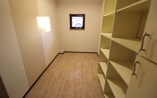 Zona Cetatii; 6 incaperi, ideal pentru sediu firma. - Poză 21