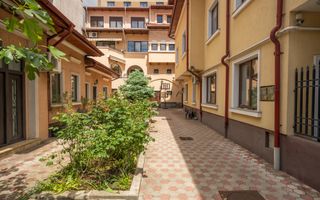 3 IMOBILE - LOT 676 MP - RECONSOLIDATE - ROMANA VICTORIEI - DOROBANTI - Poză 1