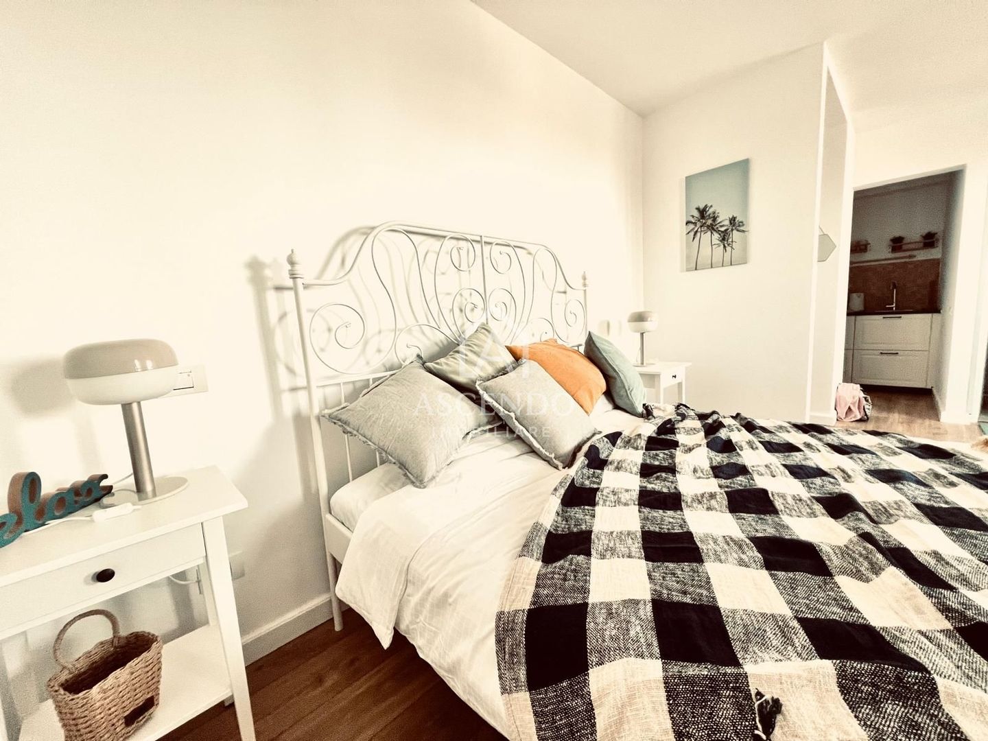Studio renovat 25 mp + terasă 10 mp | Piața Victoriei | 0% Comision - Poză 16