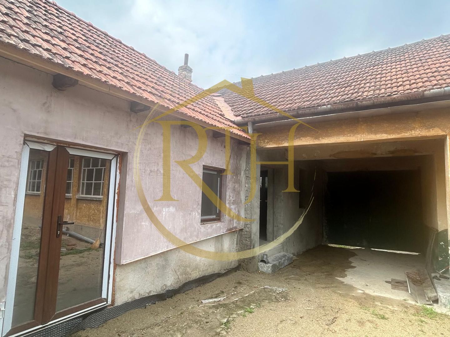 Casa plus teren de vânzare în Balinț,comision ,,0'' - Poză 3