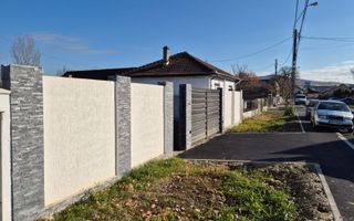 Teren 319 mp – zona Buituri Hunedoara (Petofi Sandor) – Gard nou, porț - Poză 2