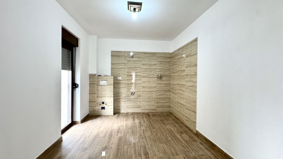 Duplex spațios, prima închiriere, in zona Lunei - Poză 6