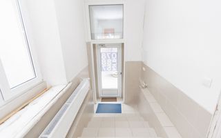Chirie, spațiu comercial 59,2 mp, str. București, Centru - Poză 10