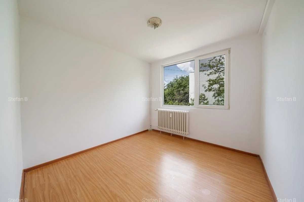 Apartament 3 camere decomandat + boxa - Drumul Taberei - Poză 5