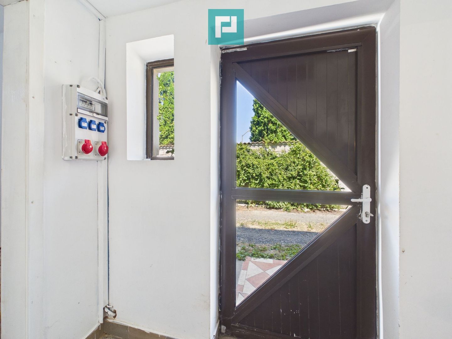 Apartament 3 camere, 100 mp, Bucovăț - Poză 15