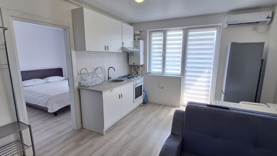 Studio 42mp Aparatorii Patriei 4/6 - Poză 2