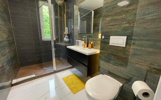 Penthouse Exclusivist cu 2 Terase Panoramice și Jacuzzi - Poză 15