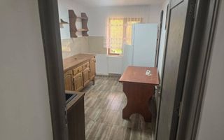 Apartament 2 camere,70 mp,400 euro,zona Sararie - Poză 8
