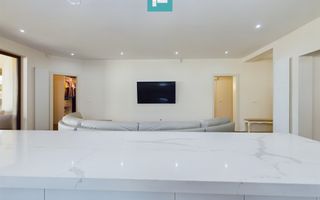 Vilă la sol cu 3 camere în Pârneava - Poză 8