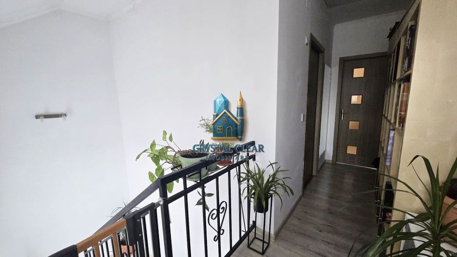 Casă 4 camere + teren de 308 mp - zona Sângeorgiu de Mureș - Poză 10