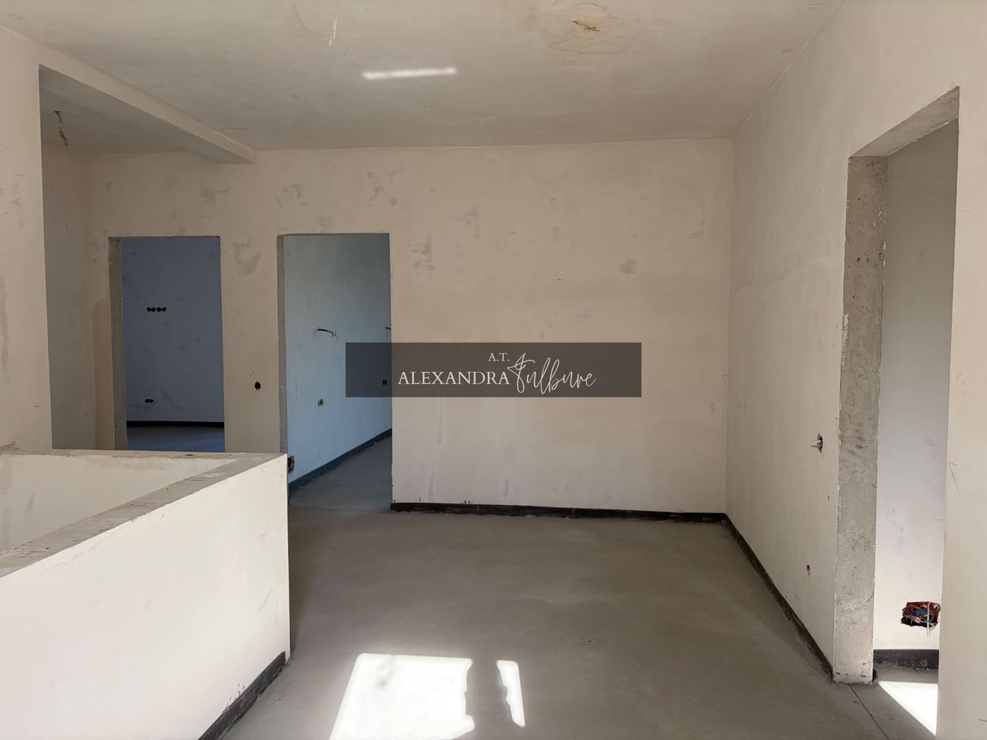 Casa individuala 4 camere, 3 bai, S+P+ET,  garaj, terasa - Poză 27