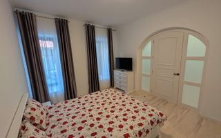 Apartament Modern 44 mp-renovat-curte 100 mp-garaj-Ultracentral - Poză 3