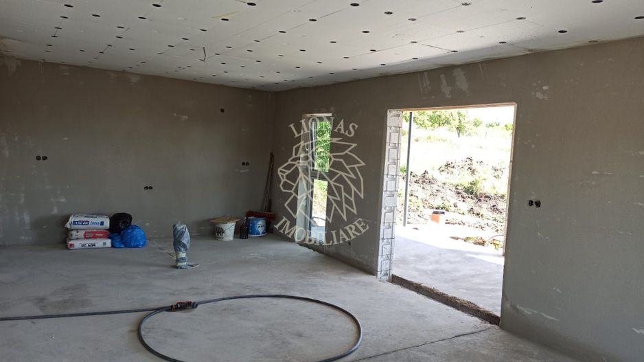 Casa 4 camere 116.5 mp+terasa 27 mp-teren 500 mp-Zona La Soare - Poză 4