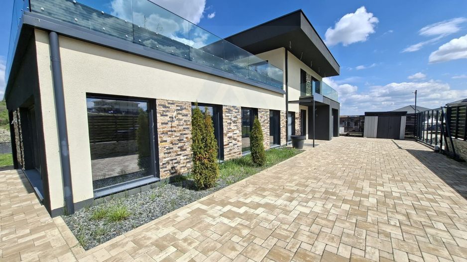 Casă moderna 229 mp utili garaj  piscina terasa balcon Cisnadioara - Poză 33