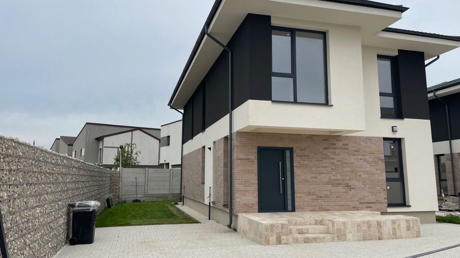 Ultima vila Tunari, zona BUNA, UTILITATI, Calitate,  0% comision - Poză 1