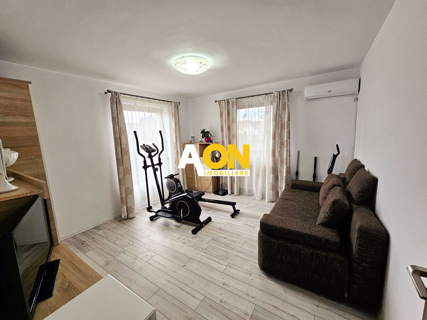 Casa eficienta energetic, 5 camere, 540 mp teren, Partos - Poză 11