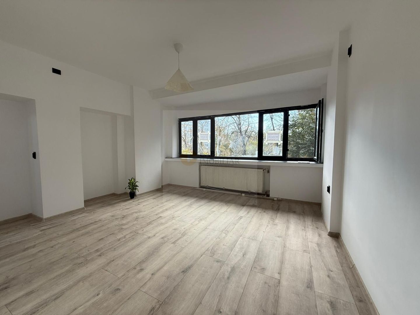 Garsoniera | Renovata  | Etaj 1/5 | Parc Cismigiu - Poză 1