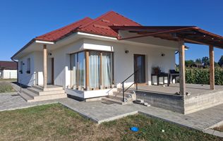 Casă nouă, 96 mp utili + teren 12 ari – Chechiș