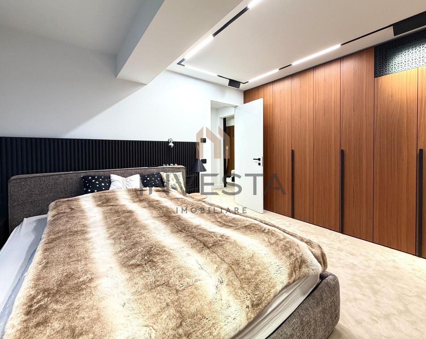 Apartament cu 3 camere in West City Tower ! - Poză 12