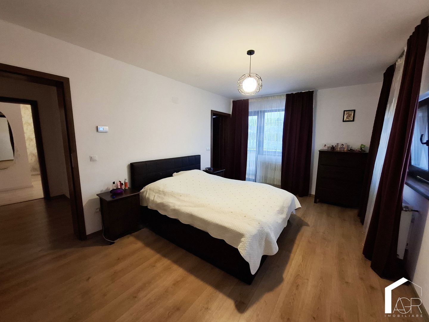 Casa P+1E+M, cu 5 camere, Cocosesti - Poză 9