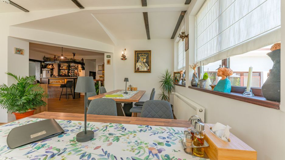 Pensiune de vânzare în Bran, cu rating 9.8 Booking și 4.9 Google - Poză 17
