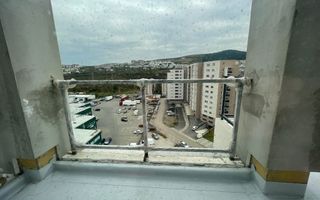 Apartament 3 Camere De Vanzare | Semifinisat | Terasa 12 Mp | Vivo | Av. Iancu - Poză 1