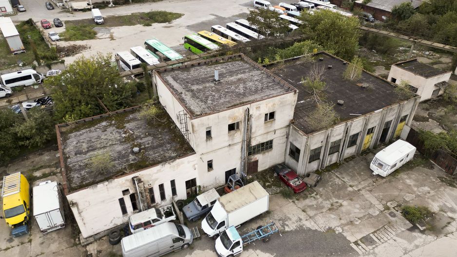 Teren industrial de 6,820mp Strada Poetului - Poză 5