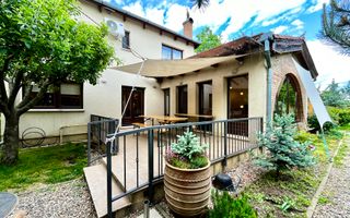 Casă de vis în Giroc – Eleganță clasică, spațiu vast și confortabil - Poză 2