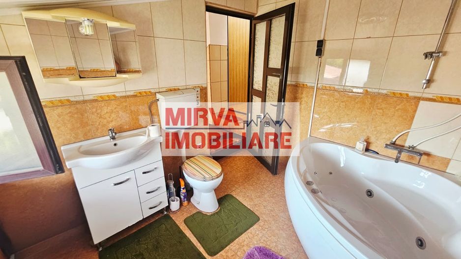 🏡 Casă spațioasă cu 9 camere în Strejnicu – pentru locuință, birouri - Poză 75