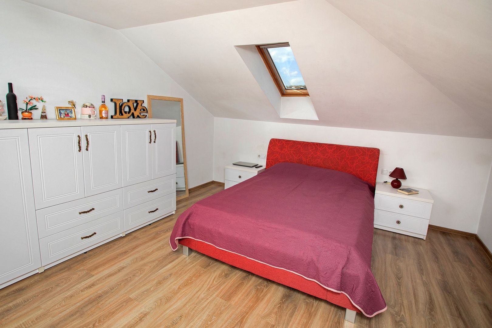 Vilă P+M, Clujului, 190 mp, teren 520 mp, singur în curte. 230 000 E - Poză 22