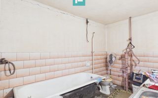 Casă cu teren 4065mp în Dorobanți, județul Arad - Poză 12