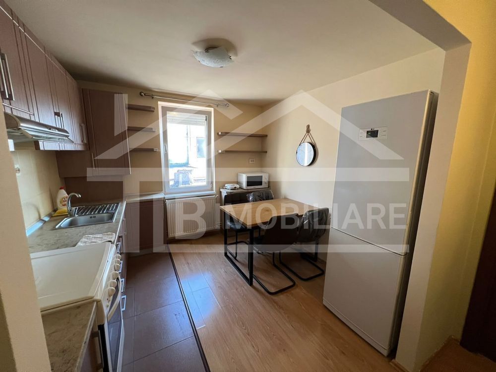 Apartament cu 3 camere, 80 mp, decomandat, Zona UMFST - Poză 4