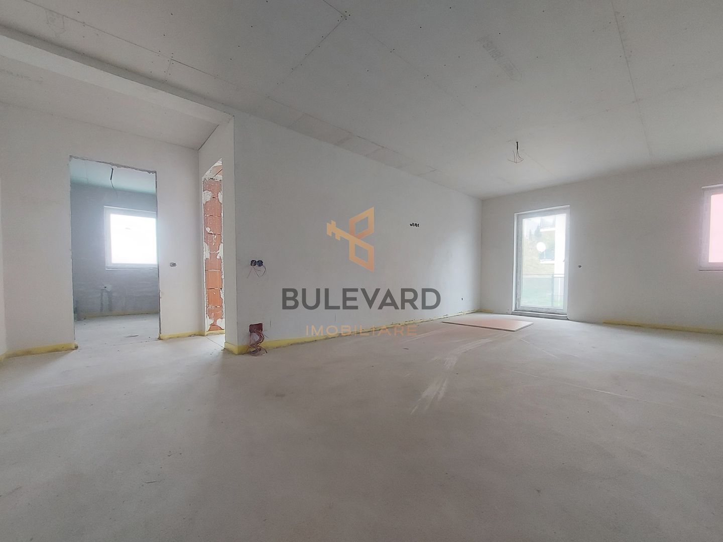 Apartament cu 2 camere/parcare/CF/65 mp/terasa 20 mp! - Poză 3