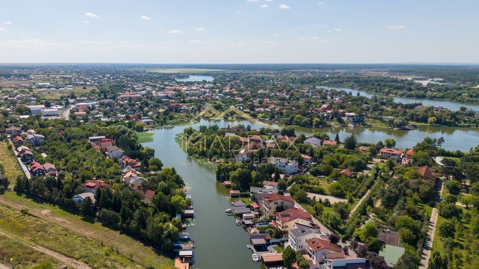 Vila Exclusivista cu 5 camere *3000mp curte si deschidere la lac* // Snagov - Poză 46