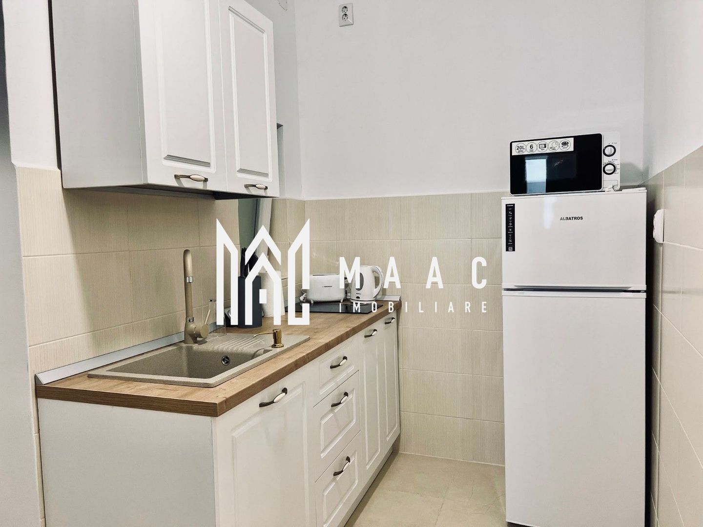 Apartament superb 3 camere 91 mpu zona Ultracentrala - Poză 9