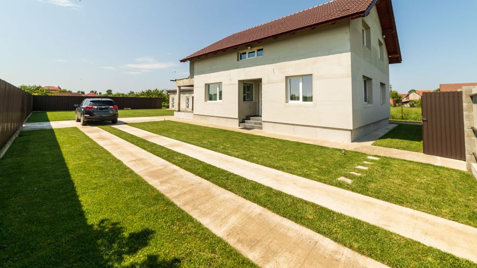 Nou! Casă frumoasă în Sâmbăteni - Poză 27