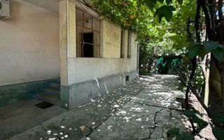 De vânzare Vilă D+P+2E, Gradiste Arad, garage si curte proprie - Poză 4