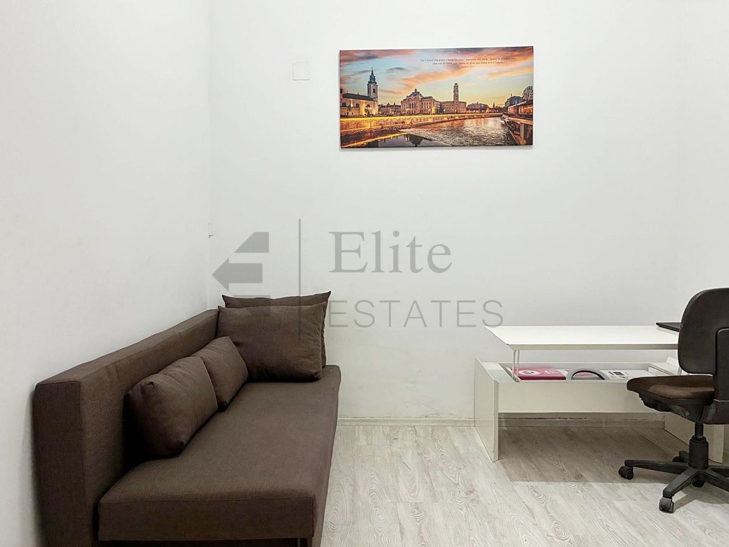 Apartament central cu 3 camere in Oradea - Poză 9