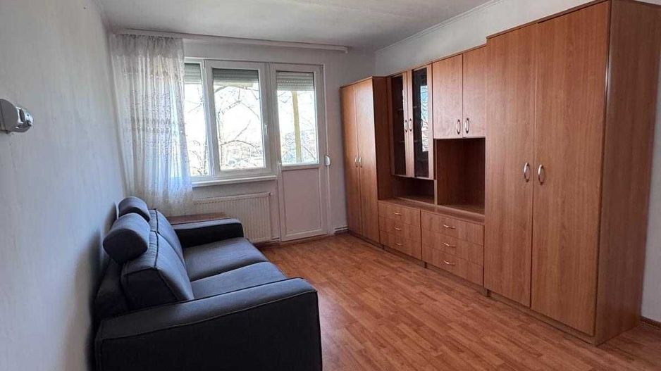 BRASADAS vinde ap 2 cam etaj 3/4 in Carpati 1. - Poză 2