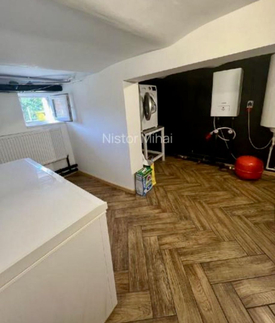 Casa ultracentrală renovată 105mp, 225.000 € - Poză 10