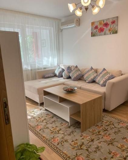 Închiriere 🏡 Apartament 2 camere, renovat, aproape de metrou Dristor/Titan - Poză 1