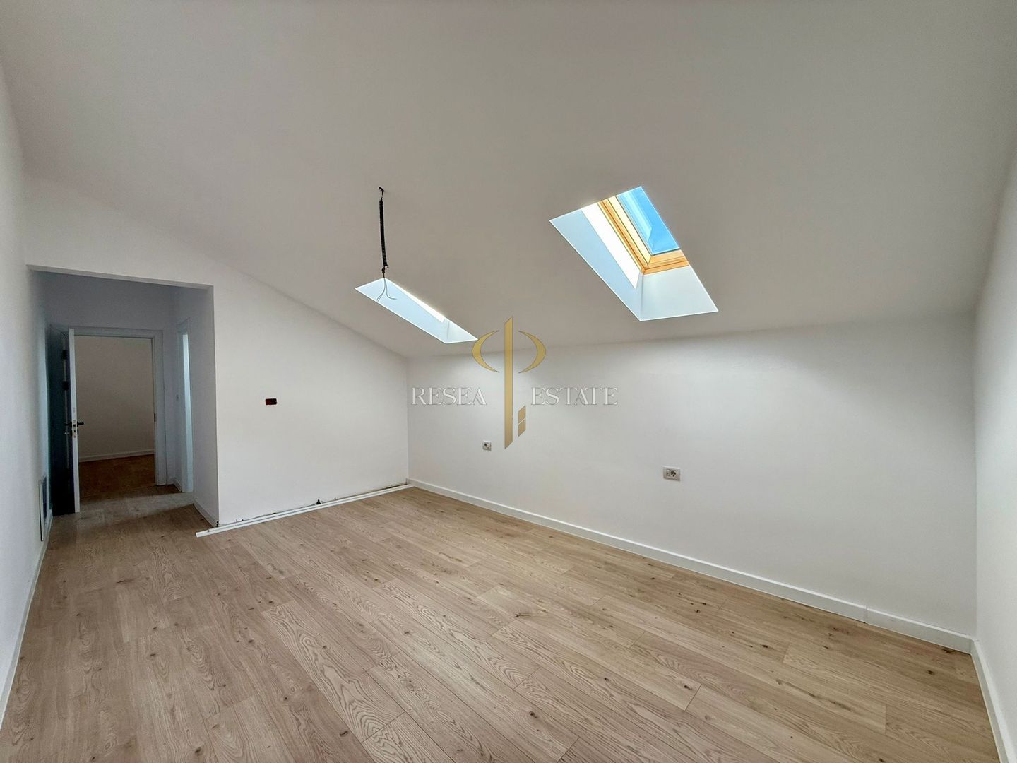 Apartament 3 camere- 83 mp utili+terasa+loc parcare - Poză 6