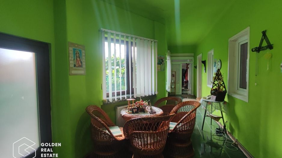 Casa din caramida in centrul Lipovei, 880 teren - Poză 3