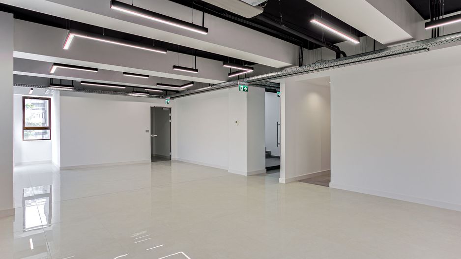 Cladire de birouri Premium spre închiriere - Arad - Poză 5