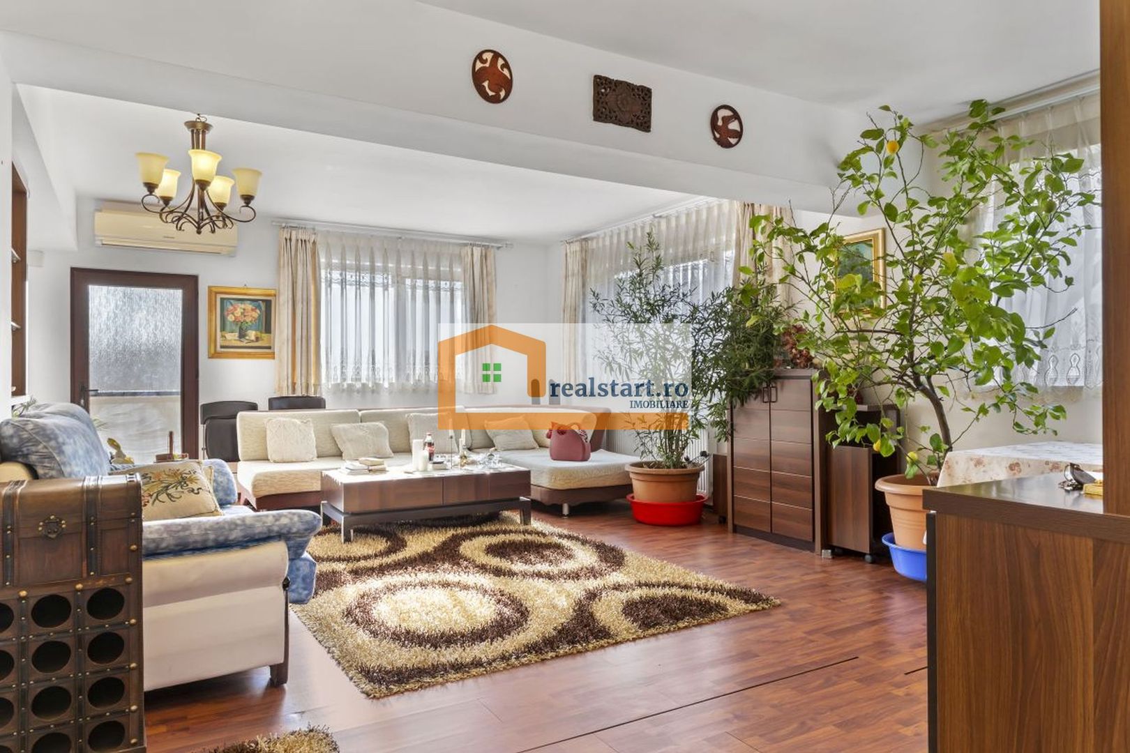 Complex securizat, Vila individuala luminoasa,  comision 0% - Poză 1