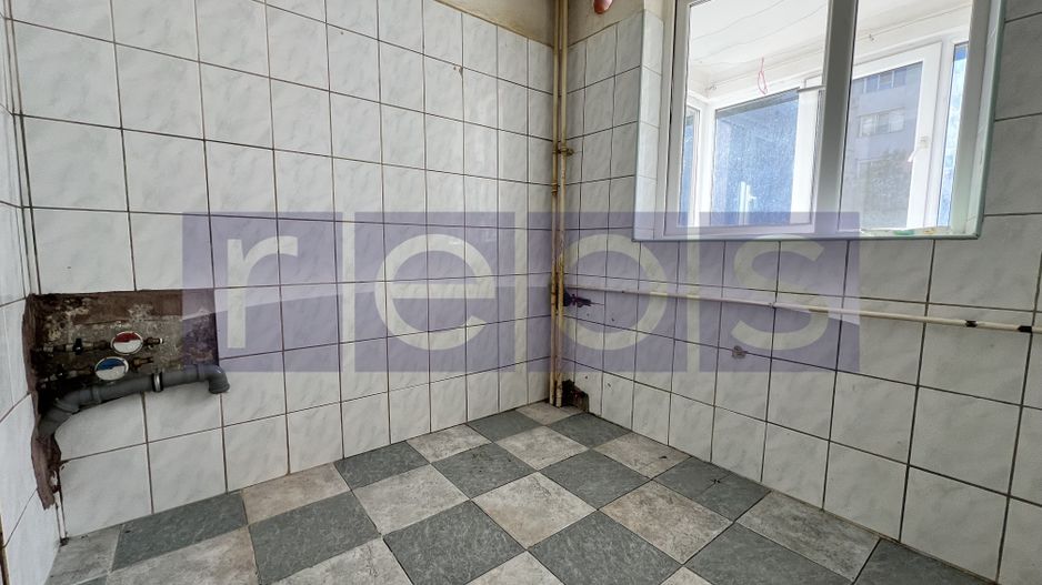 VANZARE 3 CAMERE | ZONA TITAN - Poză 4